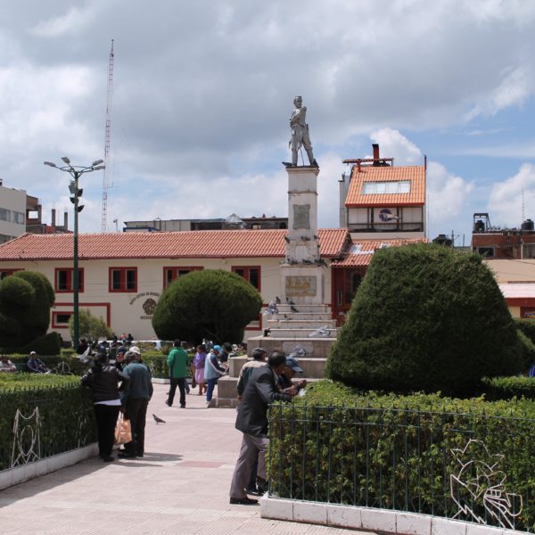El pueblo de Puno no tiene mayor interés que el hecho de estar a orillas del Titicaca