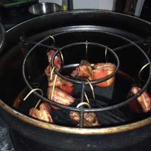 Chancho (cerdo) al cilindro... curiosa manera de cocinarlo