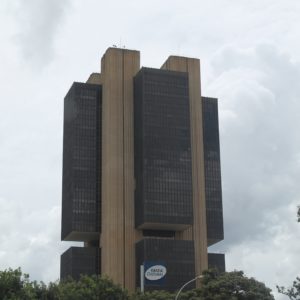 El edificio del Banco Central de Brasil en Brasilia, un claro ejemplo de la arquitectura brutalista