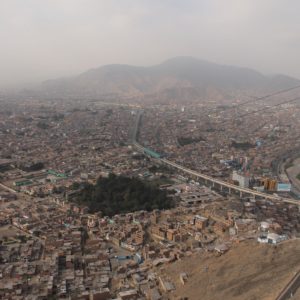 En ambas visitas nos hemos movido más por la zona donde vive y trabaja Rafa, prro con esta visita pidimos ver la otra Lima y lo grande que es la ciudad