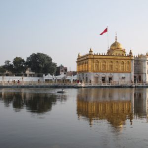 Aunque se parece al Templo Dorado, este templo hindú no recibe ni la mitad de las visitas del otro