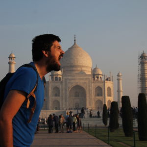Taj Mahal mordido