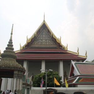 A pesar de haber visto muchos templos, este estilo tailandés resultó nuevo para nosotros