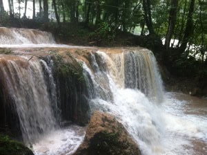 Agua azul salto