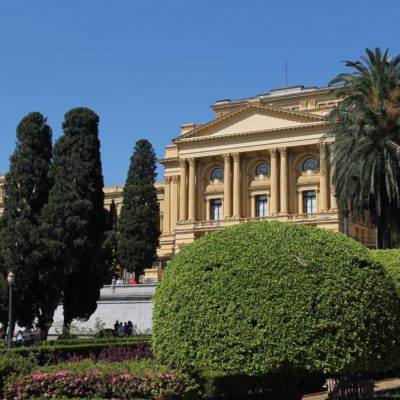 Al Palacio de Ipiranga también se la conoce como la "Casa Amarilla" por su simil con la "Casa Rosada" de Buenos Aires