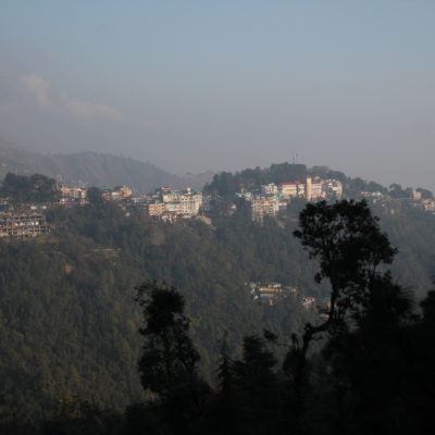 Dharamsala visto desde el otro lado