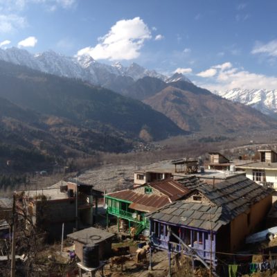 Y si a la buena comida le sumas estas vistas del pre-Himalaya, ¡ya no puedes pedir más!