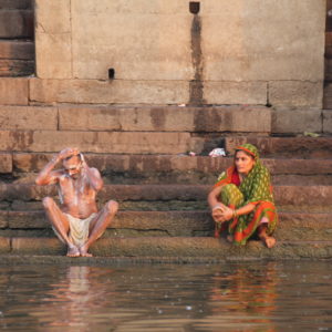 En el Ganges, cada uno se dedica a lo suyo
