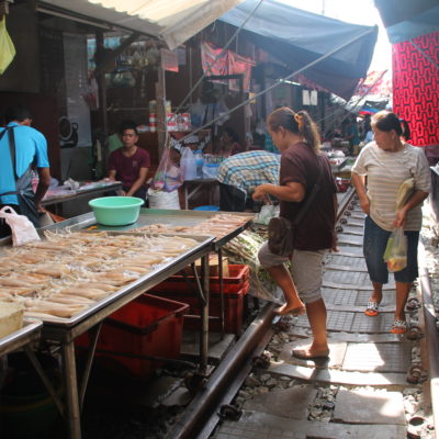 En el mercado se puede encontrar desde verduras a pescado o carnes