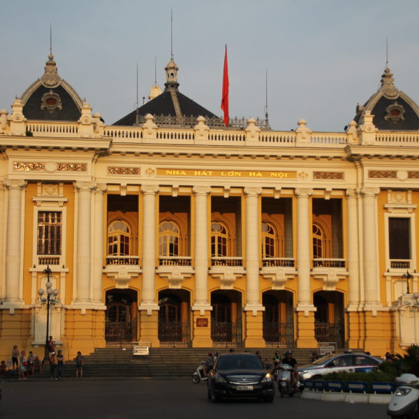 El edificio de la ópera de Hanoi
