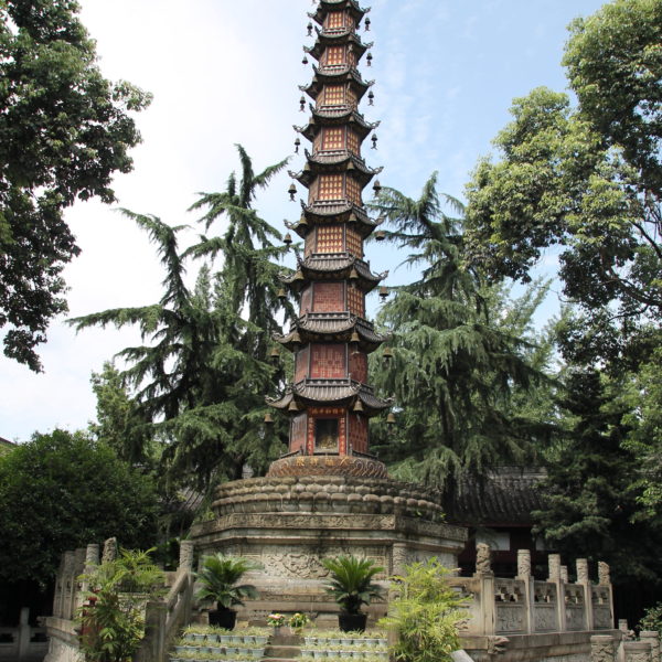 El templo Wenshu resultó bonito, pero fue un templo más
