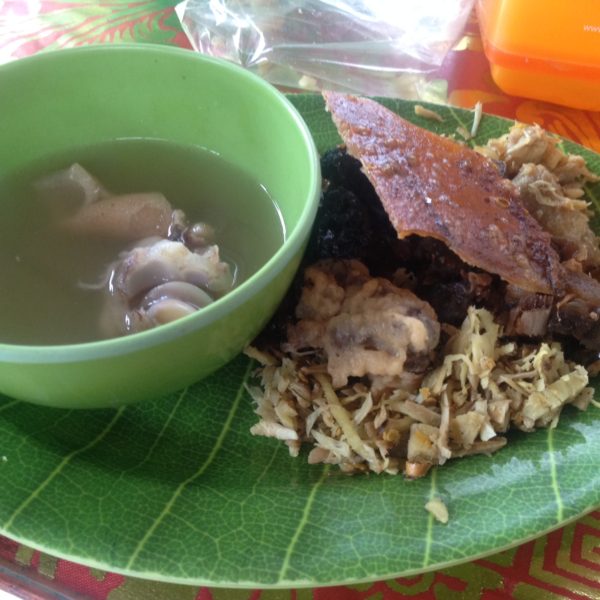 El babi guling es un plato típico de Bali donde se comen diferentes partes del cerdo